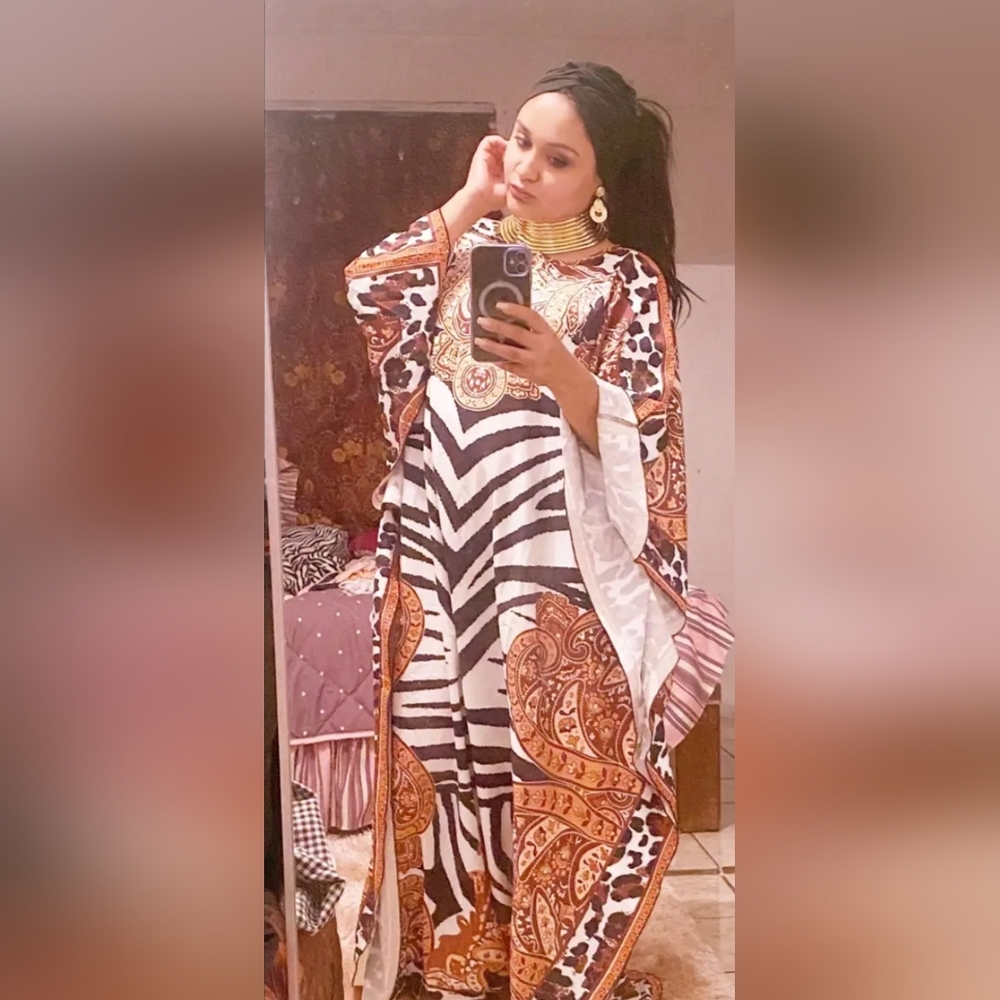 STUNNING CAFTAN - Picture 2 of 8
